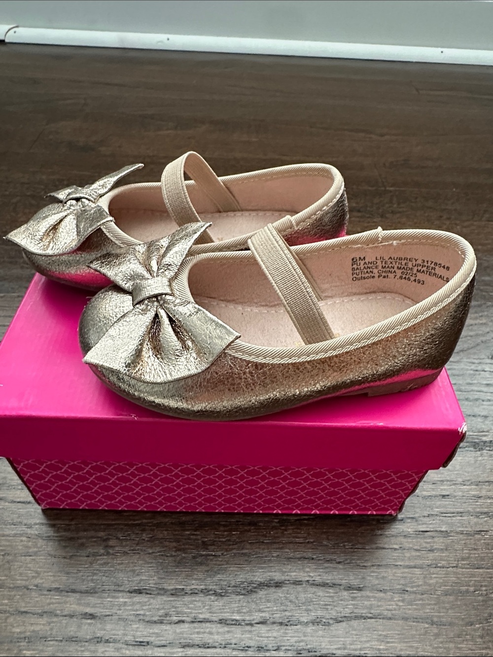 Kelly & Katie Girls Metallic Gold Bow Mary Jane Flats with Elastic Strap